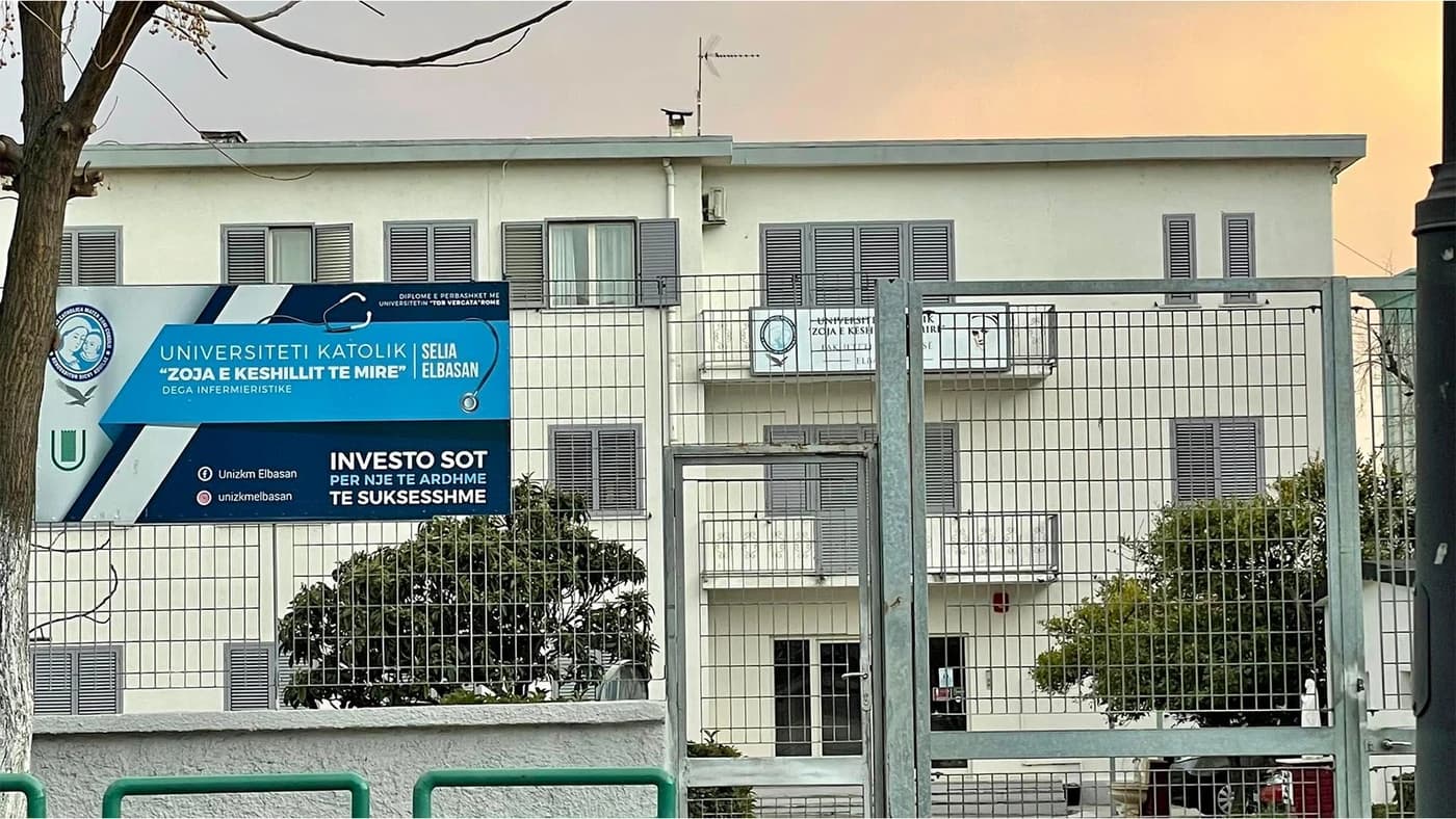 Catholic University “Our Lady of Good Counsel” – Faculty of Medicine Photo 3
